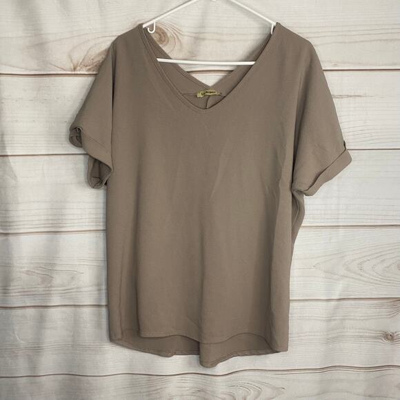 La Ropas Tops - La Ropas Brown Short Sleeve Blouse Size Large